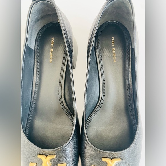 Tory Burch Black Leather Eleanor Logo Plaque square toe pumps 10.5 - Picture 3 of 11